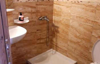 Ενοικιαζόμενα Δωμάτια Γεωργία Σταμούλου - Photo 8