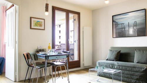 Les Écureuils - calme, parking & balcon - Foto 4