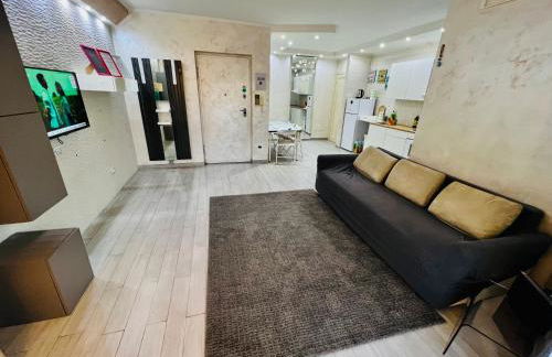 House of Mola - Photo 2