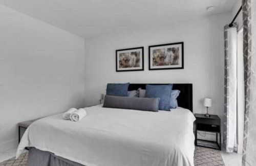 25893 Sw 144 CT · 3 Bed 2.5 Bath Townhome Rooftop 1 Parking Spot - Foto 8