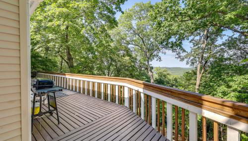 Hot Tub at Mountain-View Ozarks Retreat! - Foto 3