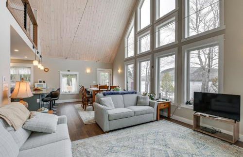 Lakefront Bucksport Home w/ Fire Pit + Gas Grill! - Foto 5