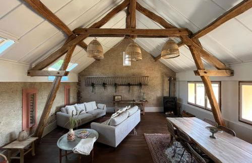 Relax in this privately located farmhouse - Foto 10