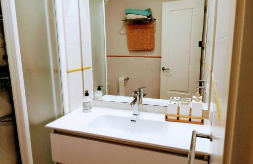 At the center & very close to the Paseo beach, with double garage, renovated and fully equipped apartment - Photo 37