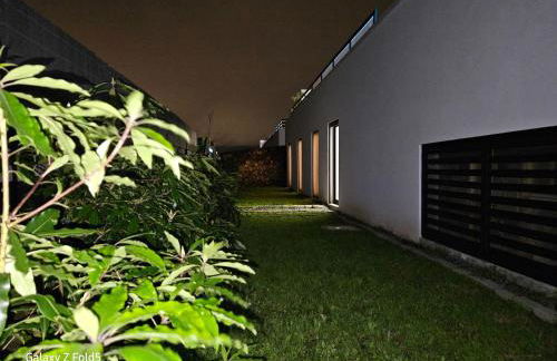 One of a Kind #PDL Luxury Retreat - Photo 38