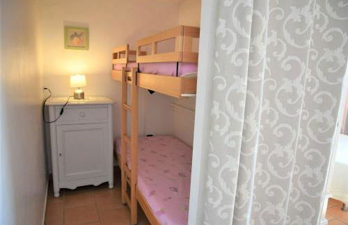 Gîte LES PINS climatisé piscine jardin parking - Foto 21