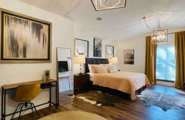 Art Deco Gem-King Suite-Hot Tub-Outdoor Fire Place - Foto 28