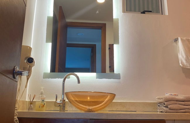 Palmetto Penthouse Deluxe Beautiful View and Sunset Floor 39 - Photo 37