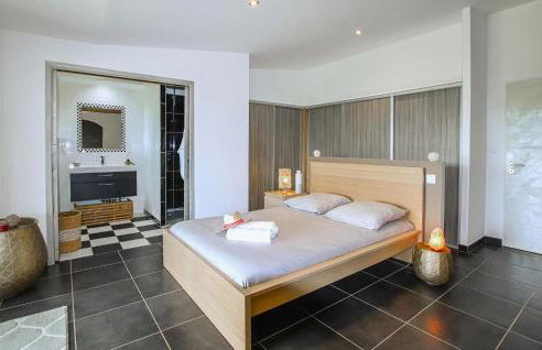 Nice Home In Suze-La-Rousse With Wifi - Foto 27