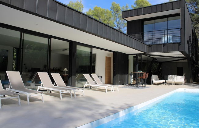 Cosy Holiday Home With Garden in Lorgues - Foto 13