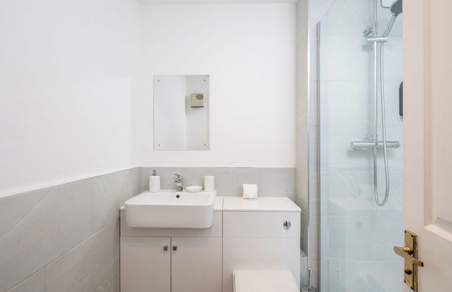 Spacious 1 Bedroom Apartment w/ Parking in Crawley - Foto 11