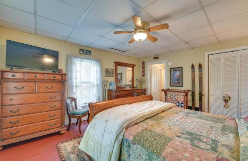 6 Mi to Lake George Adirondack Home with Game Room - Foto 19