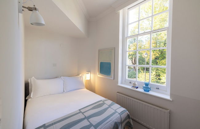 The Regency - Serviced Apartments - Photo 11