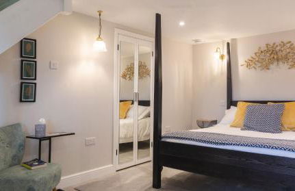 Hillside Haven, panoramic views Nr Bakewell - Photo 14