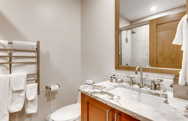 Centennial Studio Condo Unit no. 13a - Foto 15