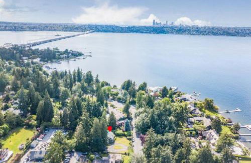 Private park in a cozy home next to I-90 huge yard - Foto 96