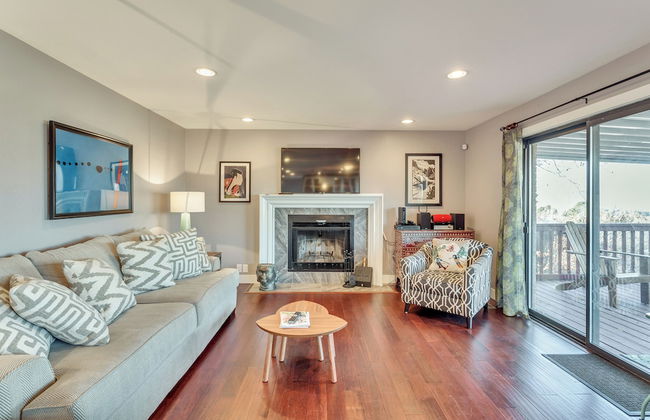 Exquisite 7-BR Home by the Mountains - Foto 1