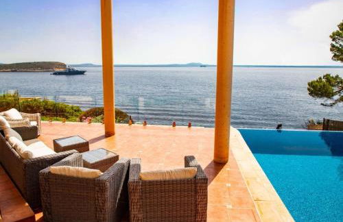 Escape to Luxury: Rent Mallorca Villa 1452 - Foto 4