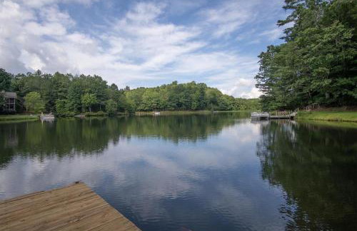 Connestee Lakefront Retreat · Lakefront Retreat in Connestee Fal - Foto 4