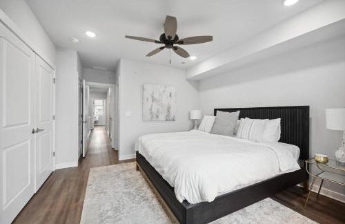 Luxurious Condo with Rooftop and Parking near University City - Foto 17