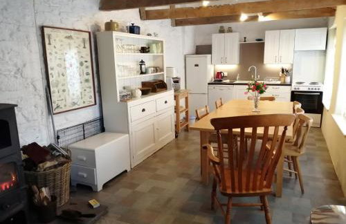 The Coach House within heritage Tregrehan Garden on Cornwall's South Coast - Photo 2