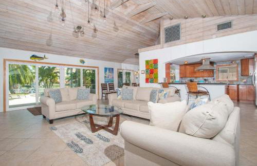 Bay Breeze House Waterfront home with pool - Foto 3