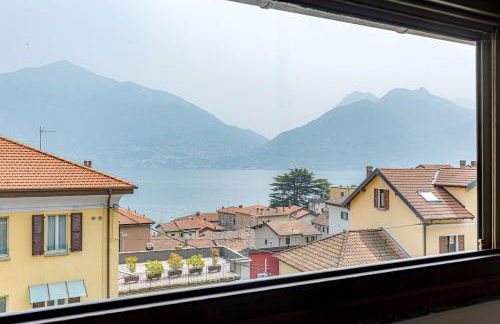 ROMANTIC COMO HIDEAWAY with private parking - Foto 1