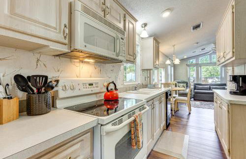 Steps to Lake Kerr Home with Pool and Hot Tub Access! - Foto 10