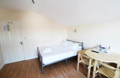 Flexistay Aparthotel Tooting - Photo 19
