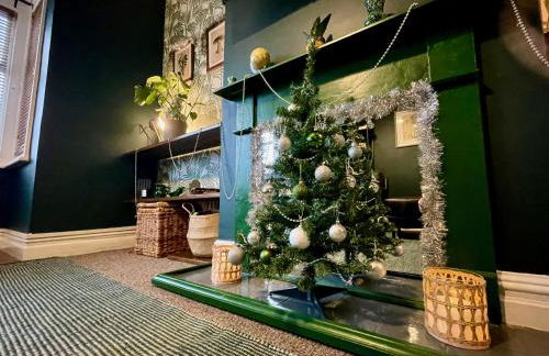 Stylish and artistic flat in Southend on Sea - 2 Double Bedrooms, Free on-street parking - Foto 46