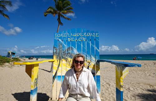 Stylish 2BR Villa full kitchen 10 mins from Beach - Foto 3