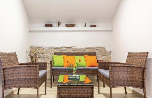 Awesome Home In Ploce With Jacuzzi - Foto 19