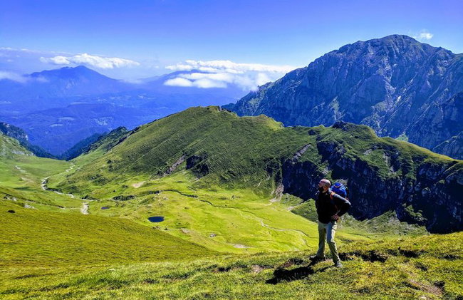 PRIVATE, EASY Day Hike in Carpathian Mountains - Photo 11