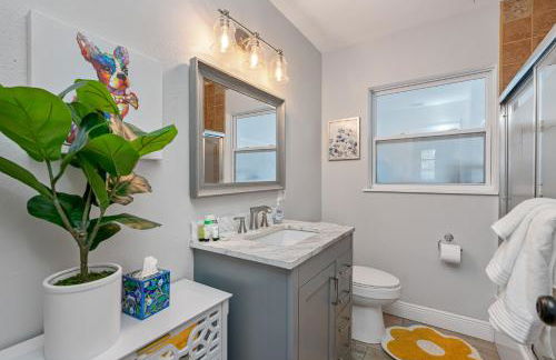 Heated pool & jetted spa -- mins to beach - Photo 39