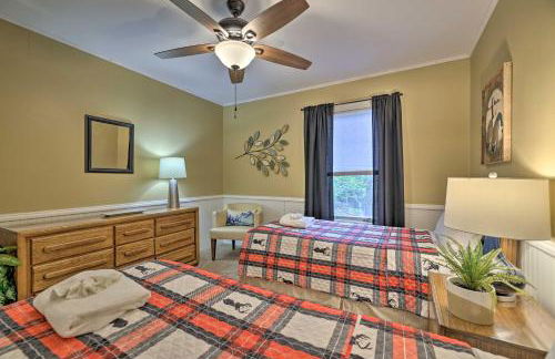 Cozy Poconos Townhome with Fireplace Near Jack Frost - Foto 19