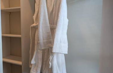 Queen City Castle - Rooftop, Garage, King Beds, Pet Friendly - Foto 45