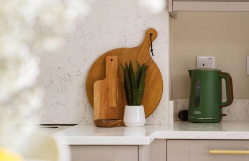 Our House Collective - Luxury Stay in Lincoln City Centre, Hot tub, Sleeps 16 - Foto 7