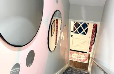 Pinksburgh pet-friendly by Strip, stadium, skyline - Foto 14