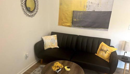 Yellow Door Retreat Minutes to Dwntwn - Foto 5