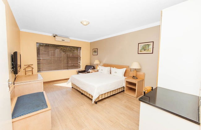 Vetho 1 Apartments OR Tambo Airport - Photo 32