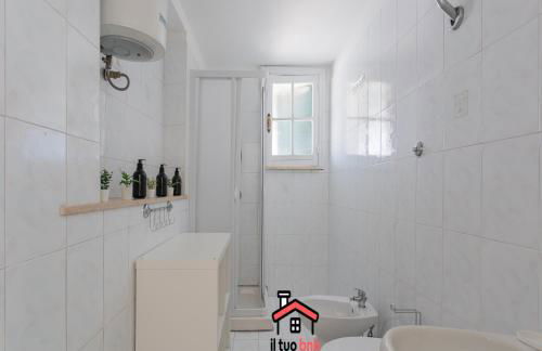 Casa Bianca bnb,Big Terrace,10 min Airport Beaches - Foto 10