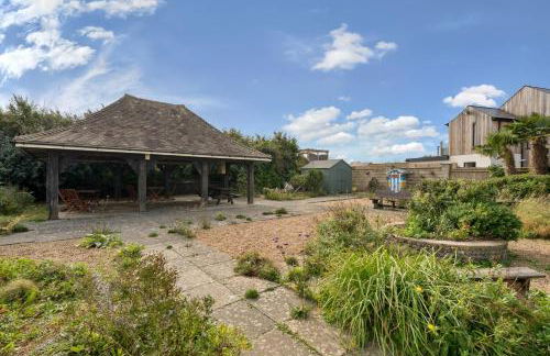 Stone's throw from beach and forest, stunning country walks - Foto 33