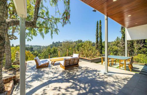 Hilltop Designer Midcentury Modern 4BR Pool HotTub - Foto 47