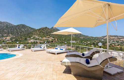 Promitheas Villa, with Pool & Heated Spa Whirlpool, By ThinkVilla - Foto 23