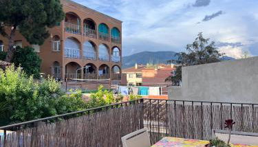 Alojamiento con encanto en planta superior ideal para trabajo y escapadas familiares en Montserrat - Foto 2