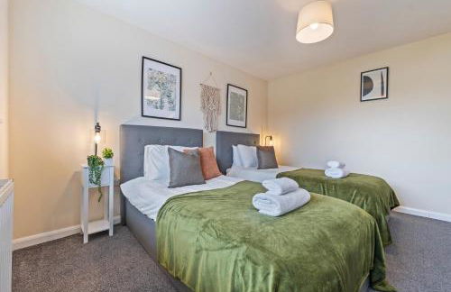 Spacious 3-Bed Home with Driveway Parking - Gloucester - Foto 22