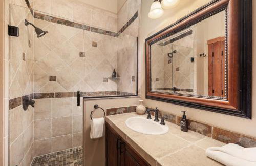 Stagecoach Cabin home - Foto 38