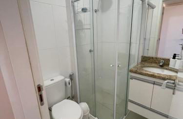 Rubi - 150m Praia das Toninhas Com Ar Condicionado - Foto 35