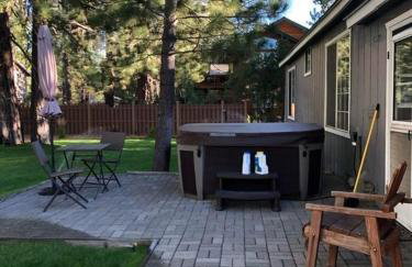 Tahoe Cottage perfect for couples and outdoor enthusiasts - Foto 33