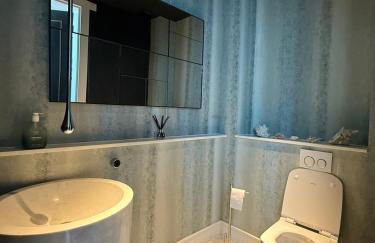 Cooden Beach: 4BD Retreat with Cinema - Foto 20